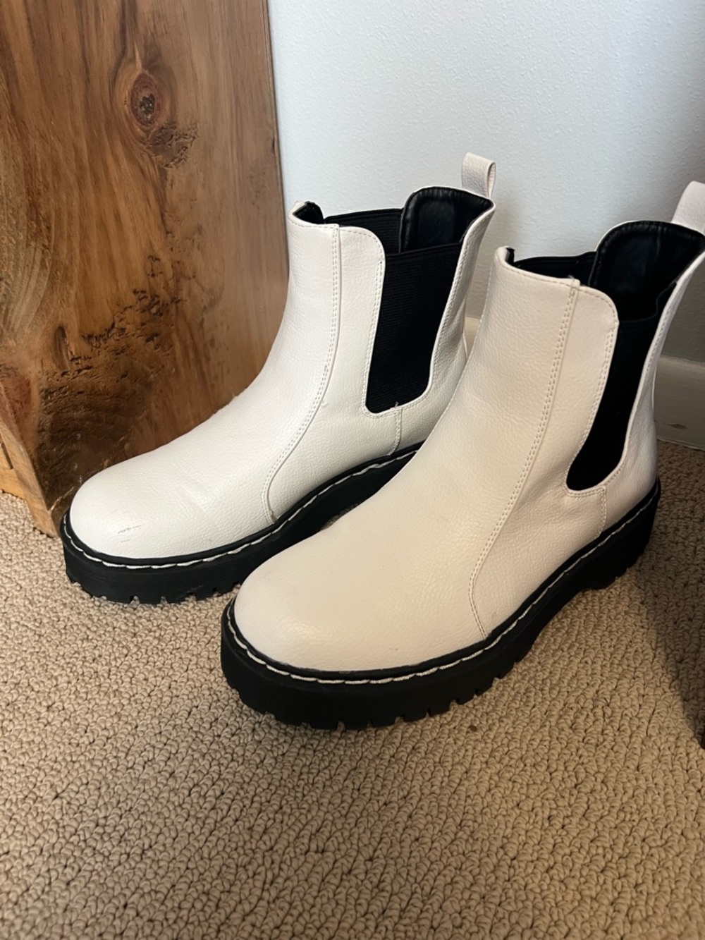 Sincerely Jules White Leather Chelsea Boots with Black Soles